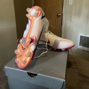 Nike Superfly Size 9.5 soccer cleats